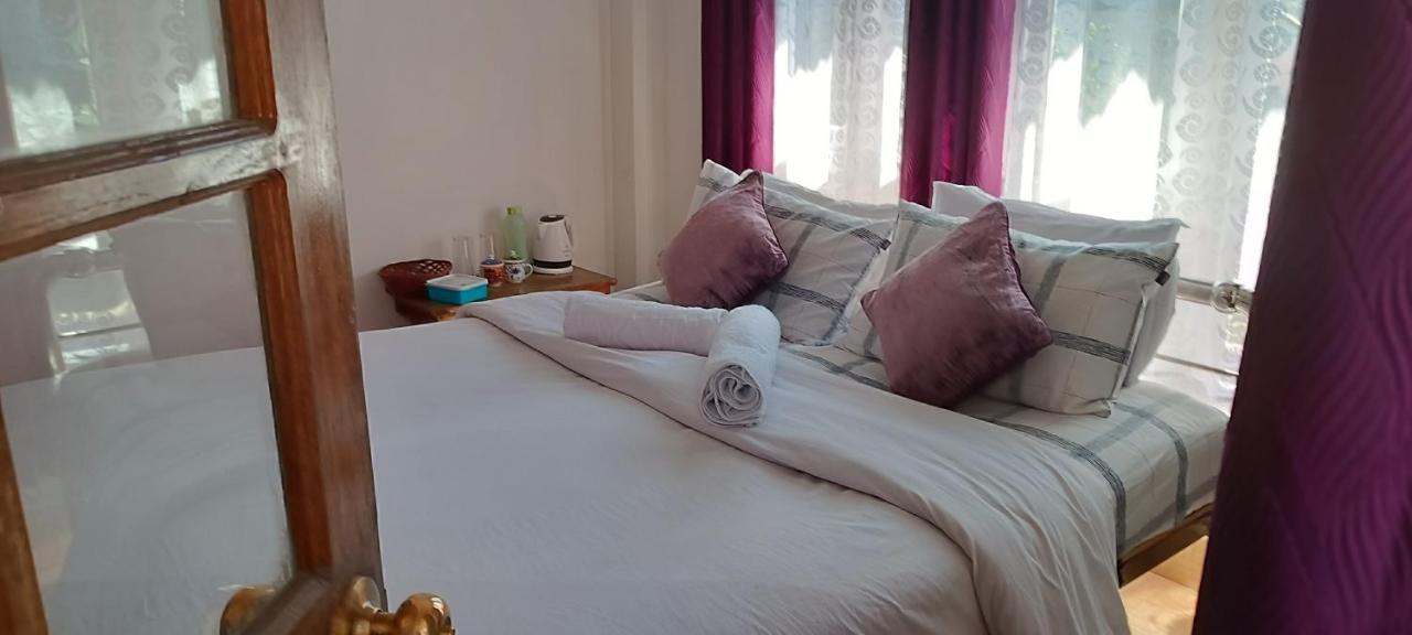 Mansarover Home Stay Kalimpong Exterior photo